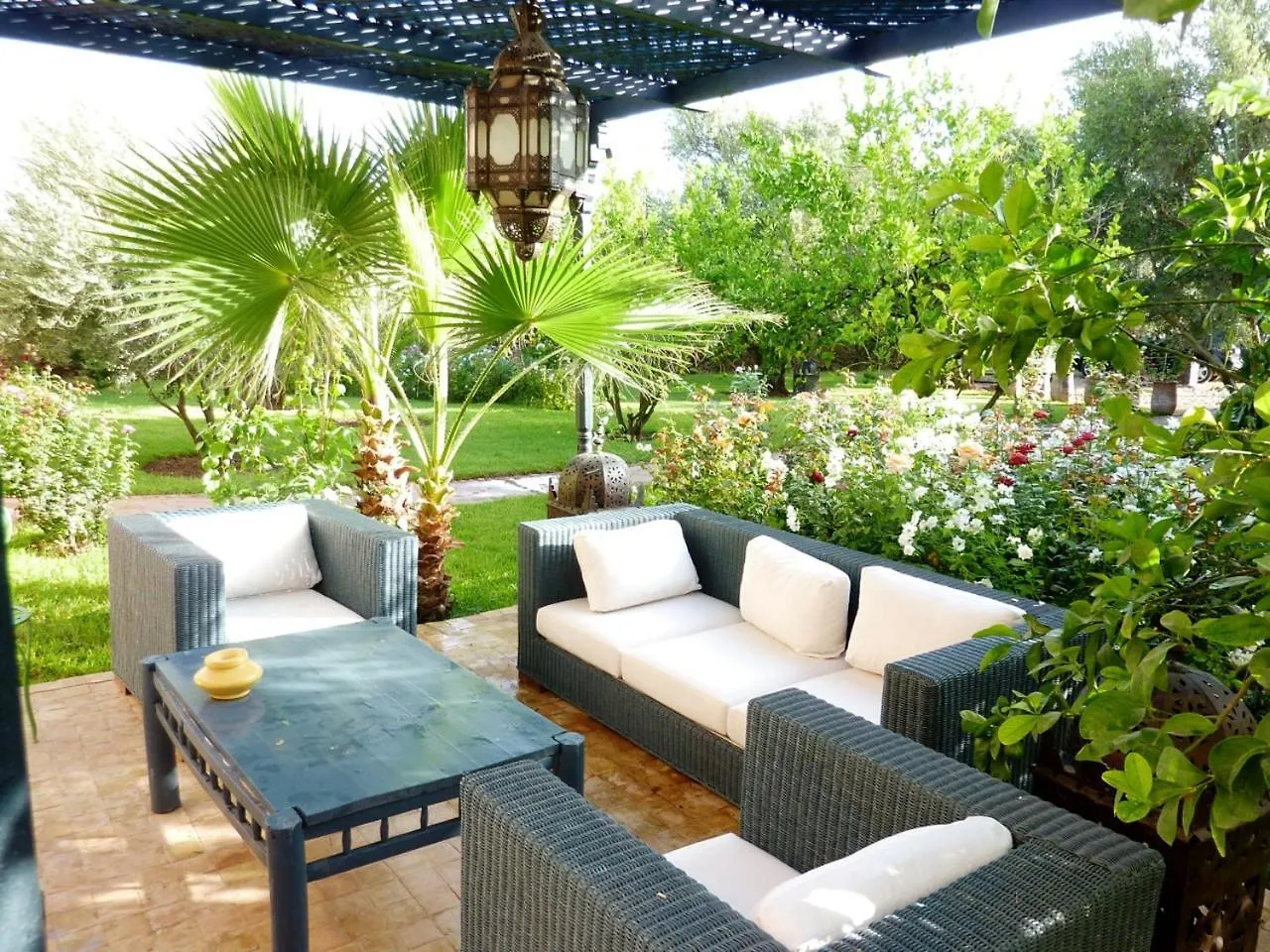 Exceptionnelle Villa Riad Avec Cuisiniere-Piscine Chauffee-Navette Airport Gratuite-Fibre Internet Marrakesh Morocco