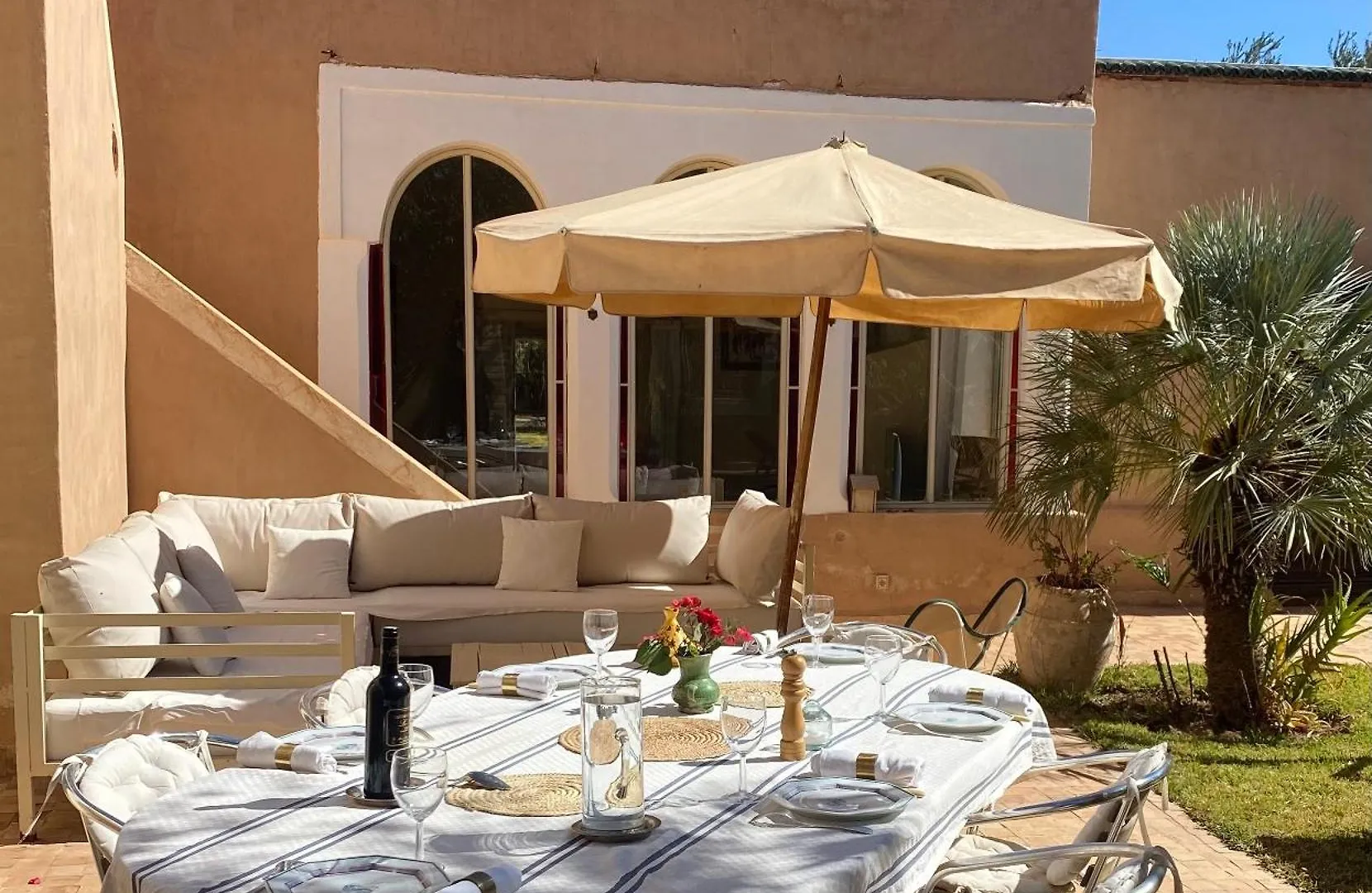 Exceptionnelle Villa Riad Avec Cuisiniere-Piscine Chauffee-Navette Airport Gratuite-Fibre Internet Marrakesh 0*,  Morocco