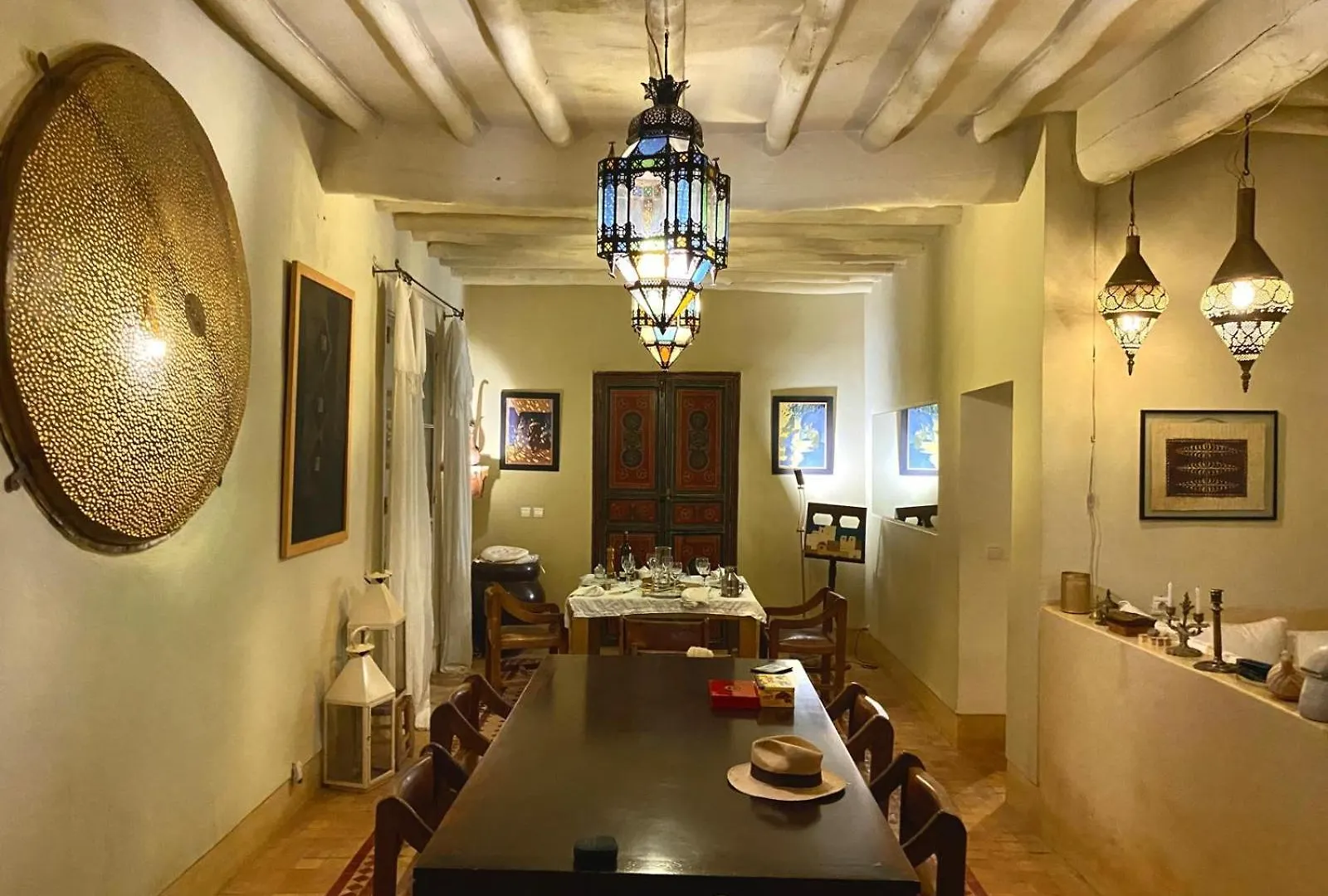 Exceptionnelle Villa Riad Avec Cuisiniere-Piscine Chauffee-Navette Airport Gratuite-Fibre Internet Marrakesh